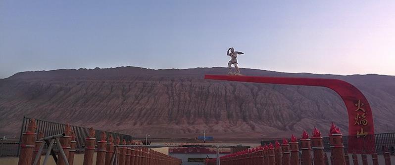 吐鲁番火焰山门票 吐鲁番火焰山图片