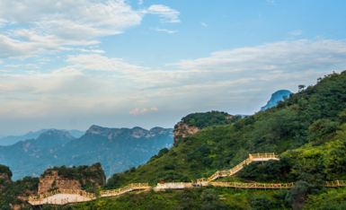 平山红崖谷景区 河北平山红崖谷好玩吗