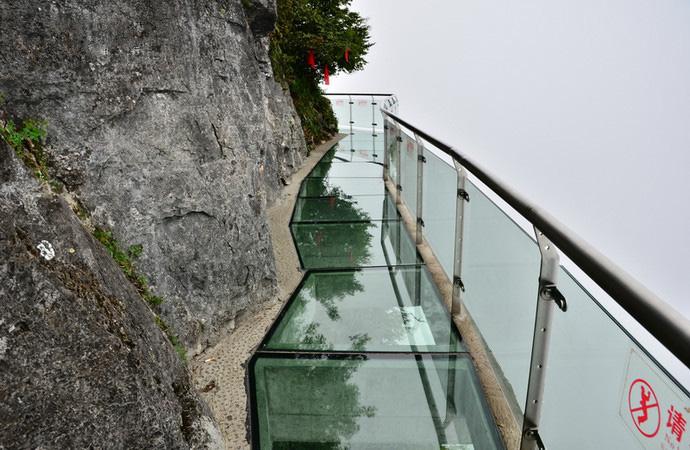 张家界天门山景区 天门山玻璃栈道 天门山在哪