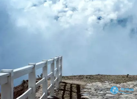 浮云牧场门票多少钱  浮云牧场酒店多少钱一晚