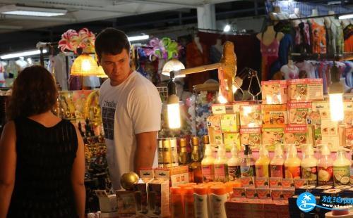 芭提雅夜市哪里好玩