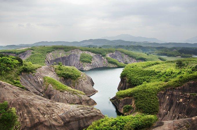 郴州有什么好玩的地方 郴州有哪些大学