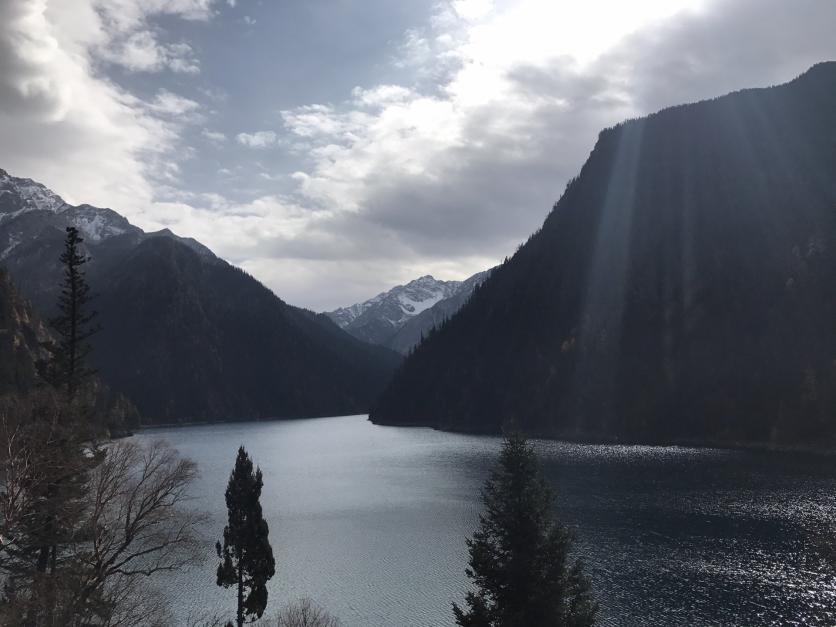 峨眉山有什么景点 峨眉山有什么好吃的