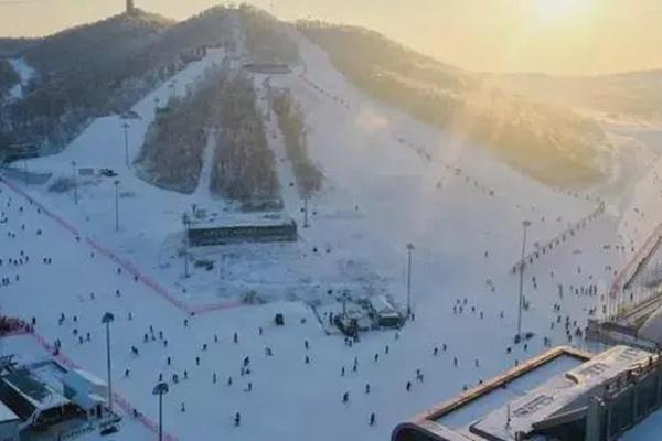 勇胜百翔(三河市)体育公园滑雪场什么时候开放