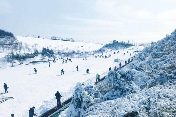 2021-2022安吉江南天池滑雪场门票一览及营业时间