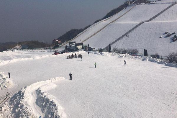 2021-2022安吉江南天池滑雪场门票一览及营业时间