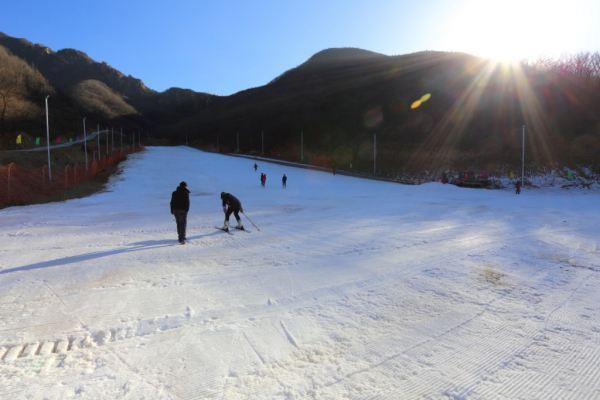 2021-2022大鸿寨滑雪场开放时间-门票价格