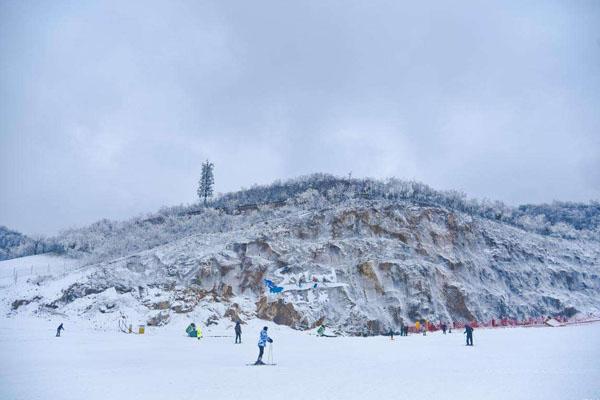 2022安吉云上草原滑雪场门票价格一览