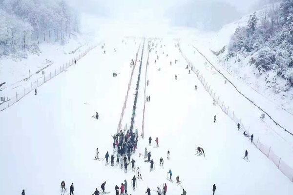 2022曾家山滑雪场将于2021年12月31日开园营业