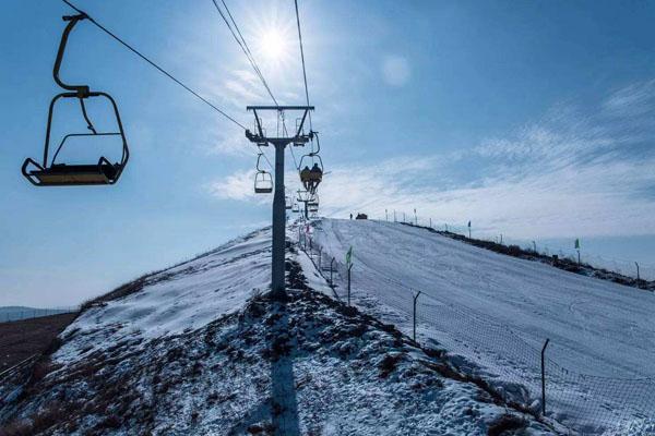 青岛滑雪场哪个最好玩 青岛哪里可以滑雪