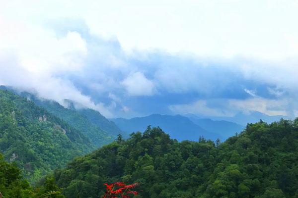 长沙附近适合爬山的地方