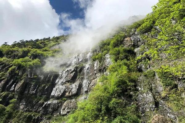 瓦屋山旅游最佳时间 旅游攻略哪个季节好玩