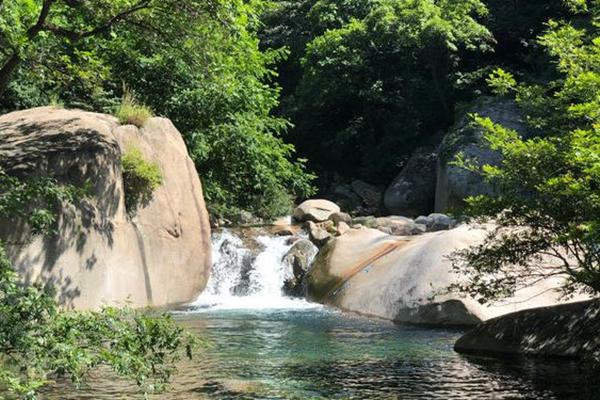 真的建议大家夏天去趟青岛 因为这里真有你向往的夏季该有的样子