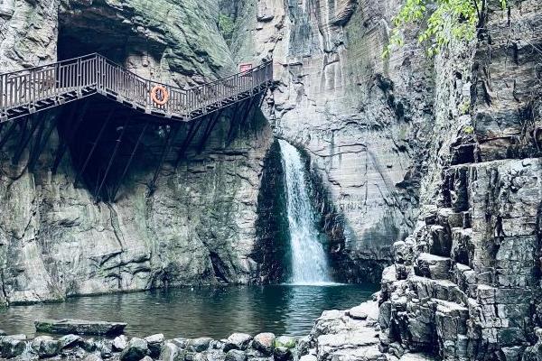 龙潭大峡谷在哪里 门票多少钱