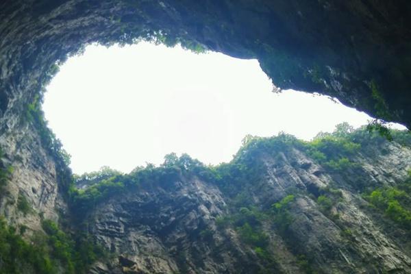 重庆天坑地缝景区门票多少钱及游玩攻略