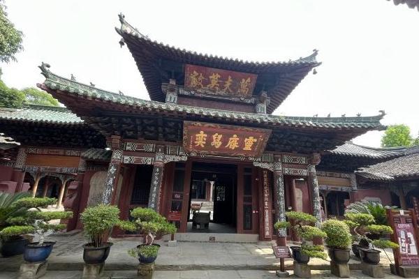 阆中旅游十大必去景点