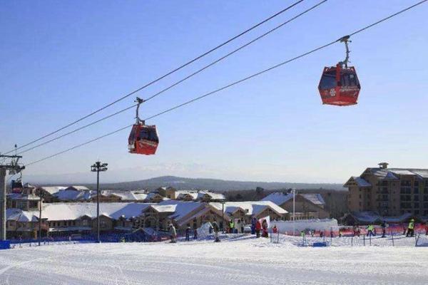 长白山万达国际滑雪场春节开放时间2023