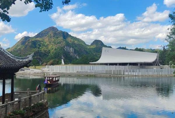 湘西旅游景点有哪些地方好玩