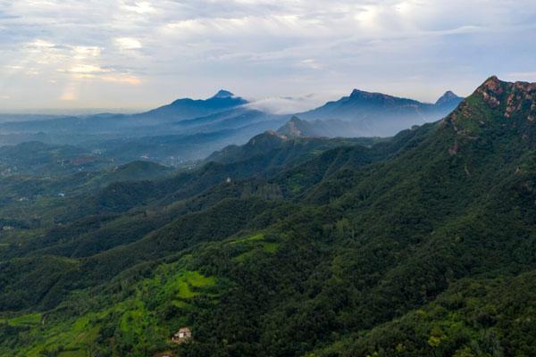 郑州周边爬山去哪里比较好 12个爬山景点推荐