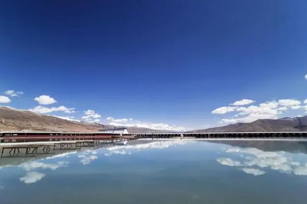 西藏春季旅游路线推荐