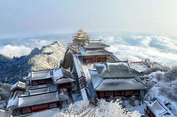 老君山什么时候下雪2023年11月