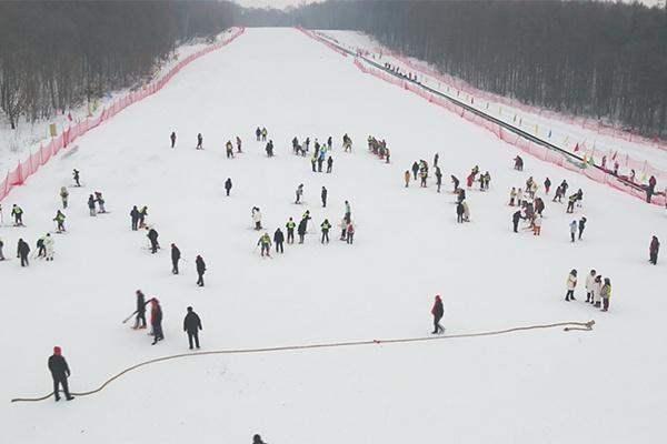 望龙山滑雪场在哪里 怎么去方便