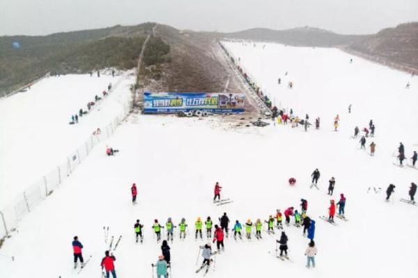 济南滑雪场哪个好玩 每一个体验感都很棒