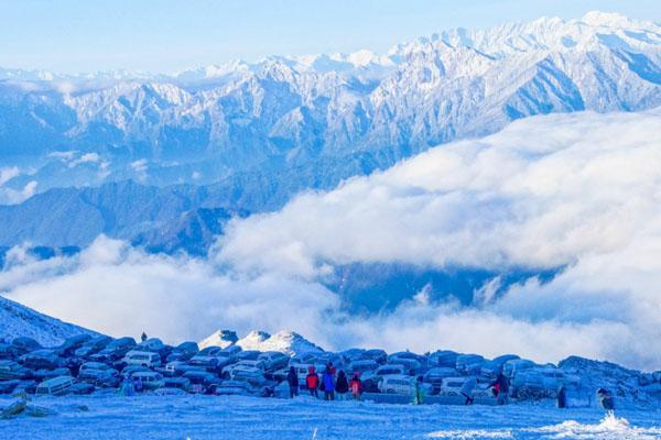 甘孜哪里有雪 甘孜看雪的好地方