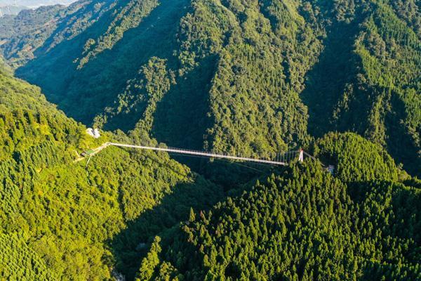 成都南宝山旅游景点介绍